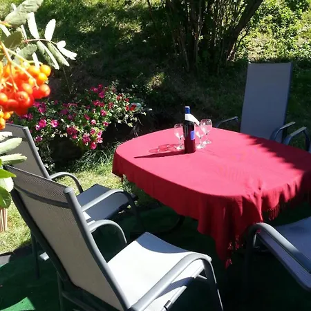In Ruhiger Lage Am Waldrand By Interhome