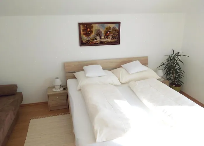 Casa de Férias In Ruhiger Lage Am Waldrand By Interhome